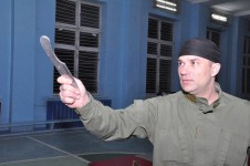 метание ножей, ,Несколько фотографий, рассказывающих про деятельность клуба по метанию ножей в Молдове 