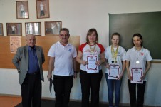 метание ножей, ,14-15 марта в Москве прошел Открытый Чемпионат Москвы по спортивному метанию ножа. Эти соревнования являются вторым этапом Кубка России по метанию ножа.   