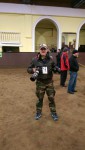 метание ножей, ,Фестиваль военного искусства казаков «Казарла» прошёл 12 декабря в Москве на базе конно-спортивного клуба «Измайлово». Десятки казаков с Дона, Кубани, Терека, Волги, из других регионов собрались тут, чтобы посостязаться в рубке, метании ножа, продемонстрировать мастерство владения кнутом. Свое умение метания ножей продемонстрировали и московские метатели. 