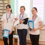метание ножей, ,26-27 марта в Москве прошел Чемпионат Москвы по спортивному метанию ножа по правилам федерации Универсального боя. Всего было более 40 метателей.
Борьба получилась необычайно упорной, судьба сразу нескольких наград была определена при равном количестве набранных очков по последней серии. Предлагаю фотографии прошедшего турнира от Анны Кортуновой. 