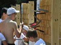 метание ножей, ,Новороссийск, июль 2011 года. Чемпионат России по спортивному метанию ножа. Солнце, море и эмоции. 