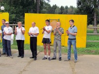 метание ножей, ,Август 2012 года, дом отдыха Космодром, Московская область под Пушкино 