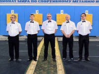 метание ножей, Судейская бригада
,15-17 ноября 2013 года в городе Пушкино Московской области проходил Чемпионат Мира по спортивному метанию ножа федерации Unifight.