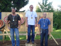 метание ножей, ,24-25 мая 2014 года в Баварии прошел турнир по метанию ножей и топоров, на котором отрабатывались новые метательные упражнения. 
Фотографии от Sergej Adams и Jiří Žižka. 
