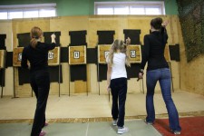 метание ножей, ,20 декабря в клубе Фринайф прошли соревнования по метанию ножа и топора, посвященные Дню Работника Государственной Безопасности. Поздравляем победителей и призеров!
Фото с сайта Фринайфа и от других фотографов.  