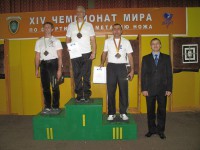 метание ножей, ,6-7 декабря 2014 года под Рязанью прошел Чемпионат Мира по Универсальному бою в дисциплине Спортивное метание ножа. Несмотря на небольшой круг участников соревнования получились очень упорными.  