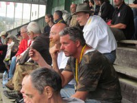 метание ножей, ,23-25 августа во французском городе Каллак прошел первый чемпионат мира по версии Европейской ассоциации метателей ножей. Это был настоящий праздник метания - съехалось более 150 участников. На центральном стадионе города стояло 12 стендов для основных упражнений и еще столько же для дополнительных. Финалы проходили в присутствии более 500 зрителей. Прекрасно организованное пространство, где и участники и зрители чувствовали себя свободно и комфортно.
Большое спасибо организаторам! 