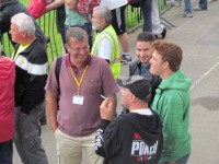 метание ножей, ,23-25 августа во французском городе Каллак прошел первый чемпионат мира по версии Европейской ассоциации метателей ножей. Это был настоящий праздник метания - съехалось более 150 участников. На центральном стадионе города стояло 12 стендов для основных упражнений и еще столько же для дополнительных. Финалы проходили в присутствии более 500 зрителей. Прекрасно организованное пространство, где и участники и зрители чувствовали себя свободно и комфортно.
Большое спасибо организаторам! 