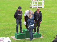 метание ножей, ,23-25 августа во французском городе Каллак прошел первый чемпионат мира по версии Европейской ассоциации метателей ножей. Это был настоящий праздник метания - съехалось более 150 участников. На центральном стадионе города стояло 12 стендов для основных упражнений и еще столько же для дополнительных. Финалы проходили в присутствии более 500 зрителей. Прекрасно организованное пространство, где и участники и зрители чувствовали себя свободно и комфортно.
Большое спасибо организаторам! 