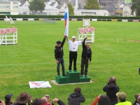 метание ножей, ,23-25 августа во французском городе Каллак прошел первый чемпионат мира по версии Европейской ассоциации метателей ножей. Это был настоящий праздник метания - съехалось более 150 участников. На центральном стадионе города стояло 12 стендов для основных упражнений и еще столько же для дополнительных. Финалы проходили в присутствии более 500 зрителей. Прекрасно организованное пространство, где и участники и зрители чувствовали себя свободно и комфортно.
Большое спасибо организаторам! 