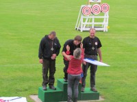 метание ножей, ,23-25 августа во французском городе Каллак прошел первый чемпионат мира по версии Европейской ассоциации метателей ножей. Это был настоящий праздник метания - съехалось более 150 участников. На центральном стадионе города стояло 12 стендов для основных упражнений и еще столько же для дополнительных. Финалы проходили в присутствии более 500 зрителей. Прекрасно организованное пространство, где и участники и зрители чувствовали себя свободно и комфортно.
Большое спасибо организаторам! 