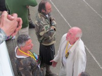 метание ножей, ,23-25 августа во французском городе Каллак прошел первый чемпионат мира по версии Европейской ассоциации метателей ножей. Это был настоящий праздник метания - съехалось более 150 участников. На центральном стадионе города стояло 12 стендов для основных упражнений и еще столько же для дополнительных. Финалы проходили в присутствии более 500 зрителей. Прекрасно организованное пространство, где и участники и зрители чувствовали себя свободно и комфортно.
Большое спасибо организаторам! 