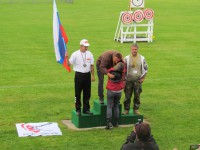 метание ножей, ,23-25 августа во французском городе Каллак прошел первый чемпионат мира по версии Европейской ассоциации метателей ножей. Это был настоящий праздник метания - съехалось более 150 участников. На центральном стадионе города стояло 12 стендов для основных упражнений и еще столько же для дополнительных. Финалы проходили в присутствии более 500 зрителей. Прекрасно организованное пространство, где и участники и зрители чувствовали себя свободно и комфортно.
Большое спасибо организаторам! 