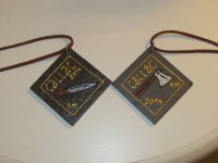 метание ножей, ,23-25 августа во французском городе Каллак прошел первый чемпионат мира по версии Европейской ассоциации метателей ножей. Это был настоящий праздник метания - съехалось более 150 участников. На центральном стадионе города стояло 12 стендов для основных упражнений и еще столько же для дополнительных. Финалы проходили в присутствии более 500 зрителей. Прекрасно организованное пространство, где и участники и зрители чувствовали себя свободно и комфортно.
Большое спасибо организаторам! 