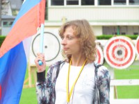 метание ножей, ,23-25 августа во французском городе Каллак прошел первый чемпионат мира по версии Европейской ассоциации метателей ножей. Это был настоящий праздник метания - съехалось более 150 участников. На центральном стадионе города стояло 12 стендов для основных упражнений и еще столько же для дополнительных. Финалы проходили в присутствии более 500 зрителей. Прекрасно организованное пространство, где и участники и зрители чувствовали себя свободно и комфортно.
Большое спасибо организаторам! 