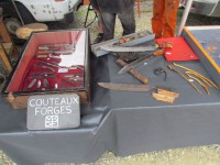 метание ножей, ,23-25 августа во французском городе Каллак прошел первый чемпионат мира по версии Европейской ассоциации метателей ножей. Это был настоящий праздник метания - съехалось более 150 участников. На центральном стадионе города стояло 12 стендов для основных упражнений и еще столько же для дополнительных. Финалы проходили в присутствии более 500 зрителей. Прекрасно организованное пространство, где и участники и зрители чувствовали себя свободно и комфортно.
Большое спасибо организаторам! 