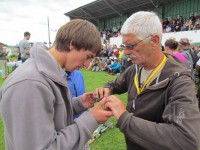 метание ножей, ,23-25 августа во французском городе Каллак прошел первый чемпионат мира по версии Европейской ассоциации метателей ножей. Это был настоящий праздник метания - съехалось более 150 участников. На центральном стадионе города стояло 12 стендов для основных упражнений и еще столько же для дополнительных. Финалы проходили в присутствии более 500 зрителей. Прекрасно организованное пространство, где и участники и зрители чувствовали себя свободно и комфортно.
Большое спасибо организаторам! 