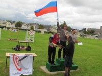 метание ножей, ,23-25 августа во французском городе Каллак прошел первый чемпионат мира по версии Европейской ассоциации метателей ножей. Это был настоящий праздник метания - съехалось более 150 участников. На центральном стадионе города стояло 12 стендов для основных упражнений и еще столько же для дополнительных. Финалы проходили в присутствии более 500 зрителей. Прекрасно организованное пространство, где и участники и зрители чувствовали себя свободно и комфортно.
Большое спасибо организаторам! 